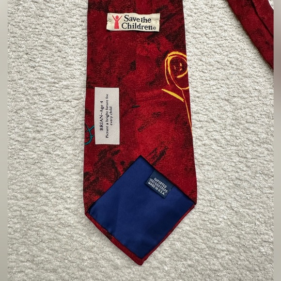 Save The Children Men’s Red Necktie 100% Silk MADE IN USA - Picture 2 of 6